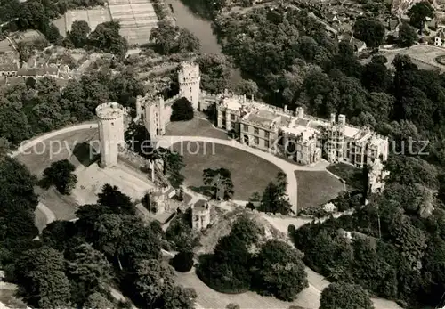 AK / Ansichtskarte Warwick Castle Aerial view Kat. Grossbritannien