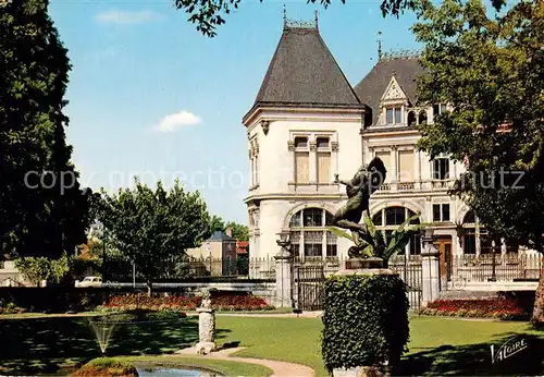 AK / Ansichtskarte Montargis Loiret Statue Chien de Montargis Jardin Durzy Kat. Montargis