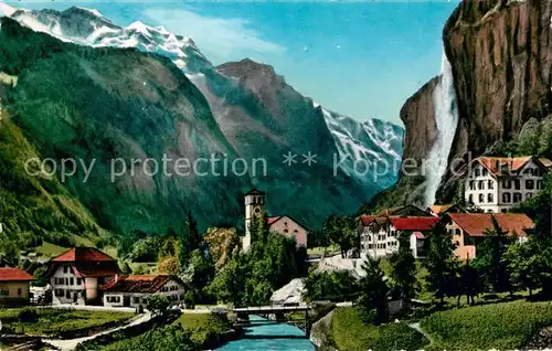 AK / Ansichtskarte Lauterbrunnen BE mit Staubbach und Jungfrau Kat. Lauterbrunnen