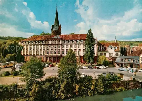 AK / Ansichtskarte Erbach Odenwald Marktplatz mit Graefl Schloss und Schlosswache Kat. Erbach