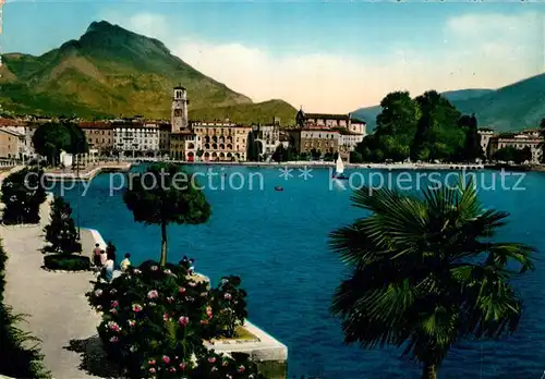 AK / Ansichtskarte Riva del Garda Uferpromenade am Gardasee Kat. 