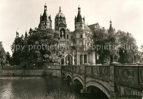 AK / Ansichtskarte Schwerin Mecklenburg Schloss  Kat. Schwerin