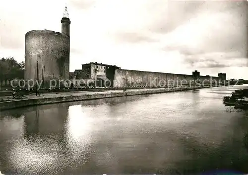 AK / Ansichtskarte Aigues Mortes Gard Les Remparts  Kat. Aigues Mortes