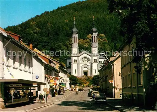 AK / Ansichtskarte Todtnau Hauptstrasse Pfarrkirche  Kat. Todtnau