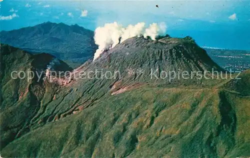 AK / Ansichtskarte Vulkane Geysire Vulcans Geysers Guadeloupe Eruption Soufriere  Kat. Natur