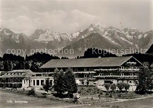 AK / Ansichtskarte Sonthofen Oberallgaeu Alpen Moor und Kneippbad Sonnenalp Hotel Alpenpanorama Kat. Sonthofen