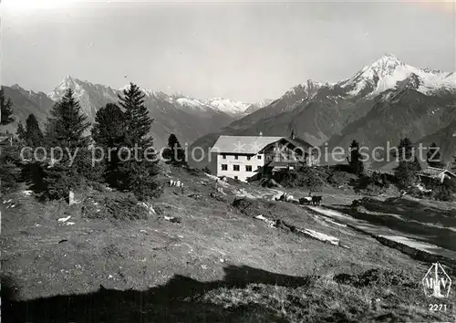 AK / Ansichtskarte Gschoesswandhuette Zillertal Penkenbahn Bergstation gegen Brandbergkalm und Ahornspitze Zillertaler Alpen Kat. Mayrhofen