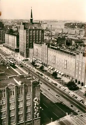 AK / Ansichtskarte Rostock Mecklenburg Vorpommern Blick auf Lange Strasse und Warnow Kat. Rostock