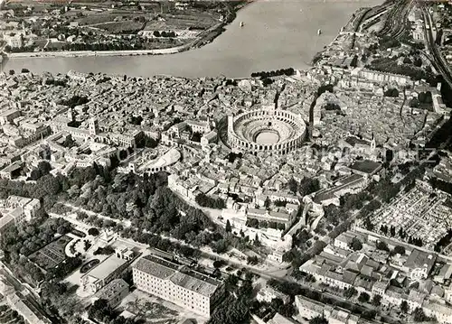 AK / Ansichtskarte Arles Bouches du Rhone Vue aerienne Kat. Arles