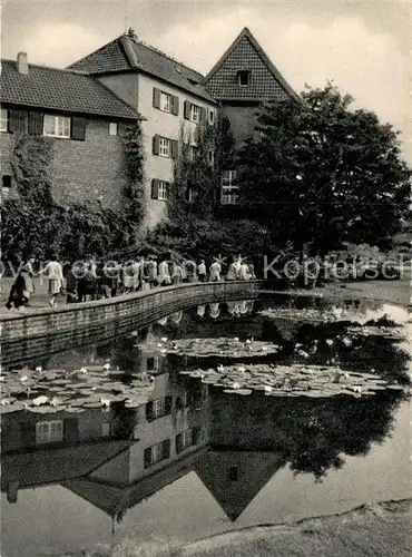 AK / Ansichtskarte Dinslaken Kreishaus Seerosenteich Kat. Dinslaken