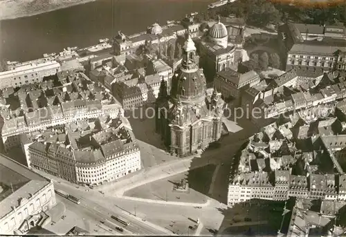AK / Ansichtskarte Dresden Frauenkirche Fliegeraufnahme vor der Zerstoerung 1945 Repro Kat. Dresden Elbe