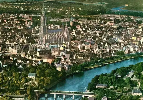 AK / Ansichtskarte Ulm Donau Fliegeraufnahme mit Dom und Donau Kat. Ulm