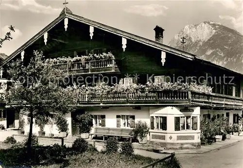 AK / Ansichtskarte Kiefersfelden Bauernhaus Kaisergebirge  Kat. Kiefersfelden