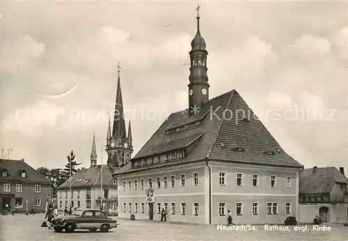 AK / Ansichtskarte Neustadt Sachsen Rathaus evangelische Kirche Kat. Neustadt Sachsen