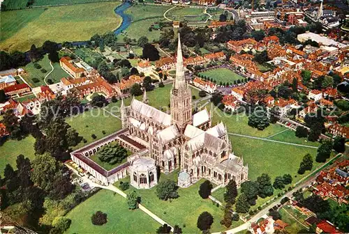 AK / Ansichtskarte Salisbury Fliegeraufnahme Cathedrale Kat. Salisbury