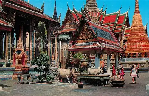AK / Ansichtskarte Bangkok Inside Emerald Buddha Temple Kat. Bangkok