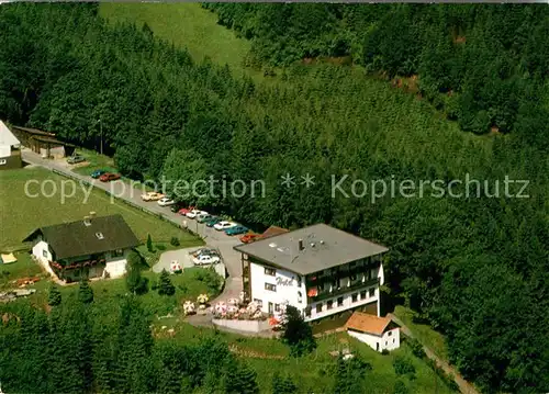 AK / Ansichtskarte Huzenbach Hotel Zum Schloss  Kat. Baiersbronn