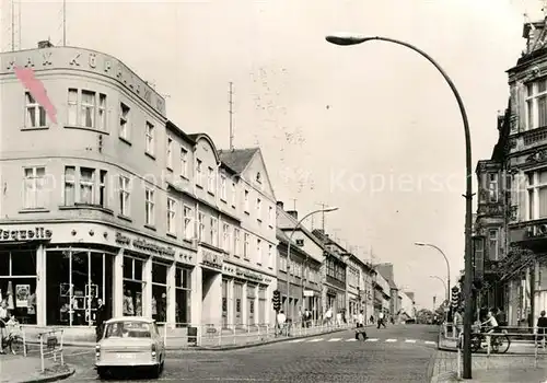 AK / Ansichtskarte Neustrelitz Strelitzer Strasse Kat. Neustrelitz