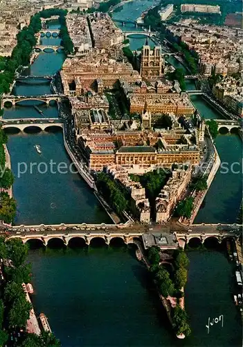 AK / Ansichtskarte Paris Vue aerienne Pont Neuf Palais de Justice Sainte Chapelle  Kat. Paris