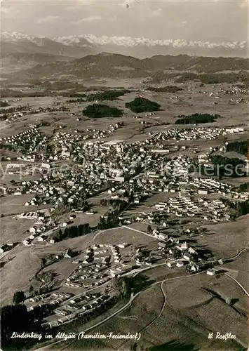 AK / Ansichtskarte Lindenberg Allgaeu Familienferiendorf mit Hirschberg und Pfaender Fliegeraufnahme Kat. Lindenberg i.Allgaeu