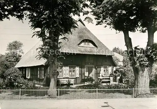 AK / Ansichtskarte Wustrow Ostseebad Fischerhaus Kat. Ostseebad Wustrow