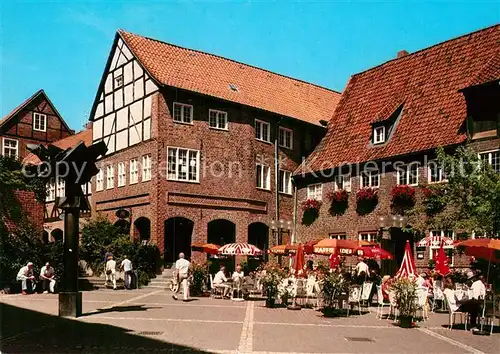 AK / Ansichtskarte Lueneburg Glockenhof Restaurant Terrasse Kat. Lueneburg