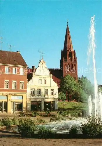 AK / Ansichtskarte Finow Eberswalde Marktplatz Maria Magdalenen Kirche Fontaene Kat. Eberswalde Finow