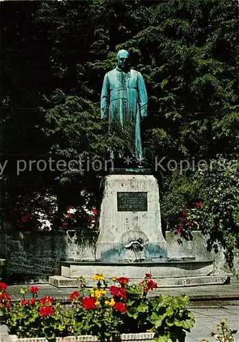 AK / Ansichtskarte Bad Woerishofen Kneipp Denkmal Statue Kat. Bad Woerishofen