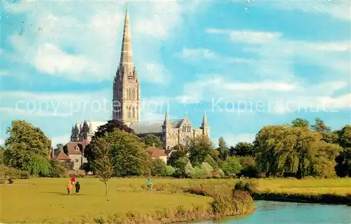 AK / Ansichtskarte Salisbury Cathedral Kat. Salisbury
