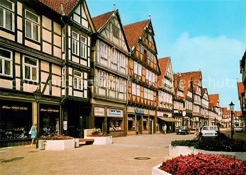 AK / Ansichtskarte Celle Niedersachsen Blick in die Schuhstrasse Fachwerkhaeuser Giebelhaeuser Kat. Celle