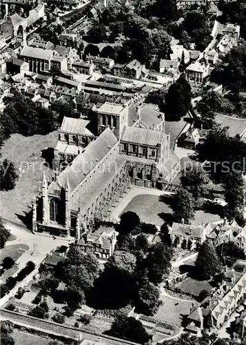 AK / Ansichtskarte Winchester Cathedral Aerial View Fliegeraufnahme Kat. Winchester