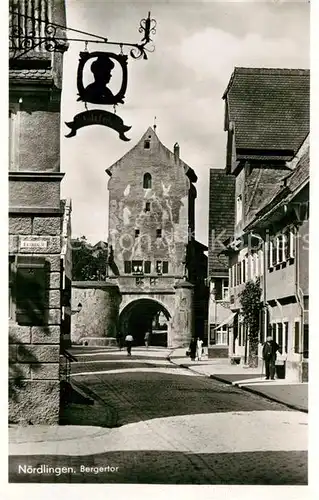 AK / Ansichtskarte Noerdlingen Bergertor  Kat. Noerdlingen