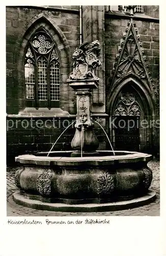 AK / Ansichtskarte Kaiserslautern Brunnen an der Stiftskirche  Kat. Kaiserslautern