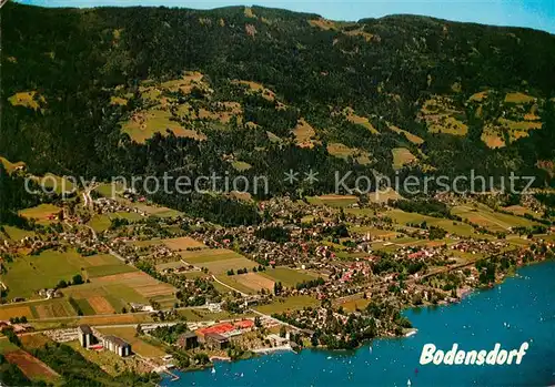 AK / Ansichtskarte Bodensdorf Ossiacher See Fliegeraufnahme Seepartie