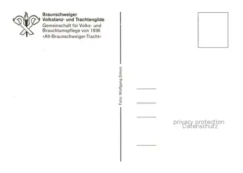 AK / Ansichtskarte Braunschweig Volkstanz  und Trachtengilde Alt Braunschweiger Tracht Fachwerkhaus Kat. Braunschweig
