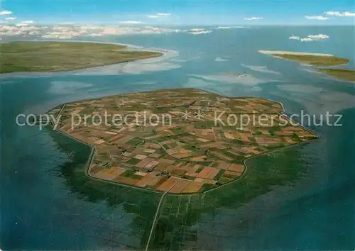 AK / Ansichtskarte Nordstrand Fliegeraufnahme Insel Pellworm Hallig Nordstrandischmoor  Kat. Nordstrand