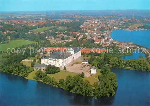 AK / Ansichtskarte Schleswig Schlei Schloss Gottorp Landesmuseum Fliegeraufnahme Kat. Erfde