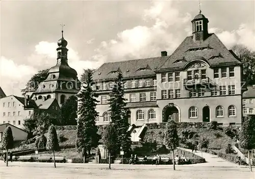 AK / Ansichtskarte Klingenthal Vogtland Rathaus Kirche Kat. Klingenthal Sachsen