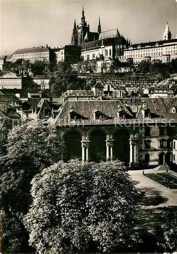 AK / Ansichtskarte Praha Prahy Prague Castle from Valdstejn Garden Kat. Praha