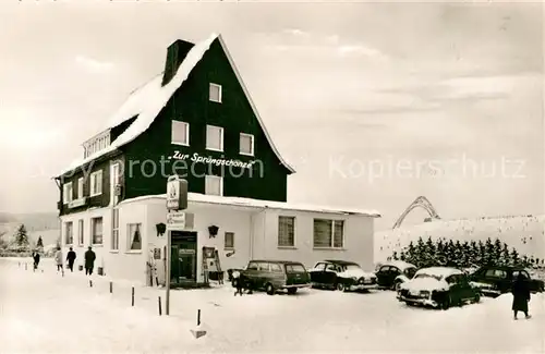 AK / Ansichtskarte Winterberg Hochsauerland Hotel zur Sprungschanze Winter Kat. Winterberg