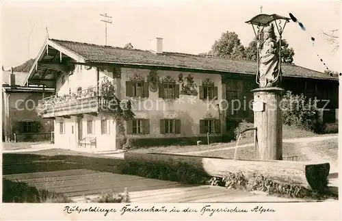 AK / Ansichtskarte Ruhpolding Dorfbrunnen Kat. Ruhpolding