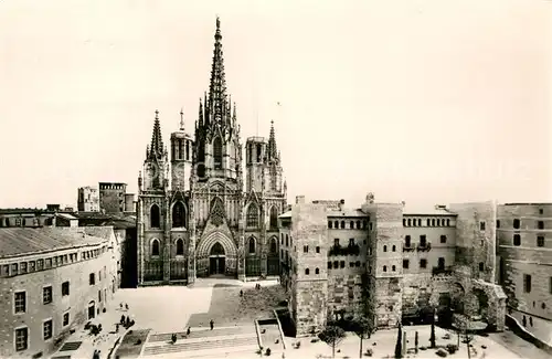 AK / Ansichtskarte Barcelona Cataluna Catedral y Ruinas Romana Kat. Barcelona