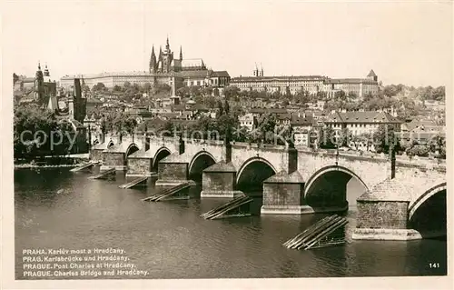 AK / Ansichtskarte Prag Prahy Prague Karluv most a Hradcany Kat. Praha