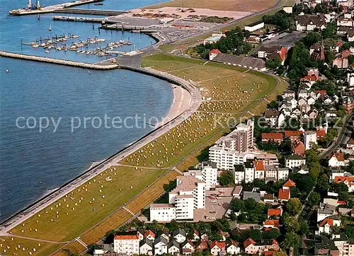 AK / Ansichtskarte Cuxhaven Nordseebad Fliegeraufnahme mit Strand Hafen Kat. Cuxhaven