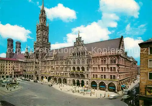 AK / Ansichtskarte Muenchen Frauenkirche und Rathaus Kat. Muenchen