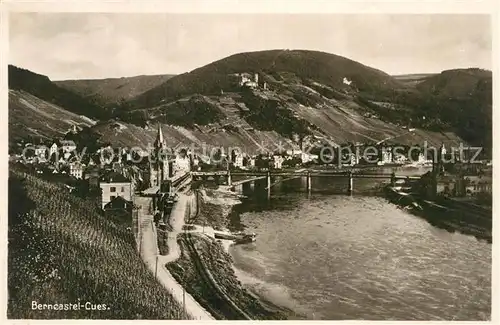 AK / Ansichtskarte Bernkastel Kues Gesamtansicht Rheinbruecke Kat. Bernkastel Kues