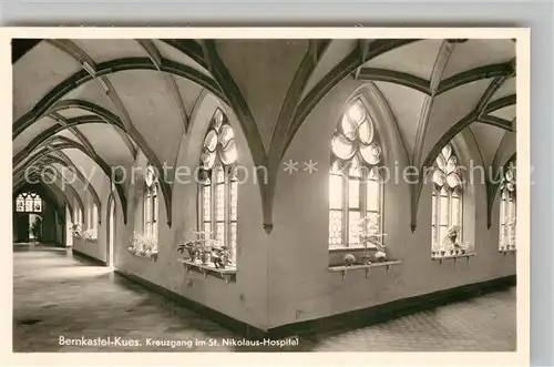 AK / Ansichtskarte Bernkastel Kues Kreuzgang im Sankt Nikolaus Hospital Kat. Bernkastel Kues