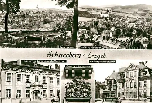 AK / Ansichtskarte Schneeberg Erzgebirge Gesamtansicht Stadtpanorama Museum bergmaennische Volkskunst Bergmannsbrunnen Wappen Rathausturm Kat. Schneeberg