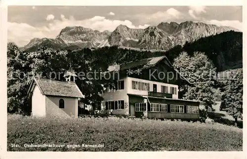 AK / Ansichtskarte Garmisch Partenkirchen Gschwandtnerbauer Kapelle Karwendel Kat. Garmisch Partenkirchen