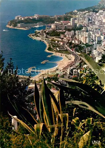 AK / Ansichtskarte Monte Carlo Plage du Larvotto et le Rocher de la Principaute de Monaco Kat. Monte Carlo